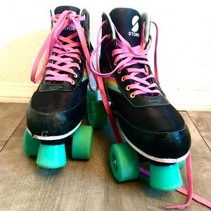 Story Black and Neon Quad Roller Skates